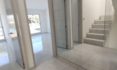 CASA EN VENTA EN JARDINDES DE BELLAVISTA