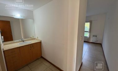 Alquiler 3 dormitorios - Villa Allende Golf - Uspallata al 400