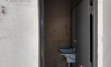 Casa 2 dormitorios- Berisso centro.