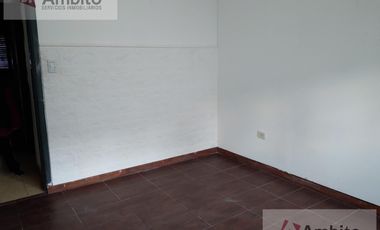 Casa 2 dormitorios- Berisso centro.