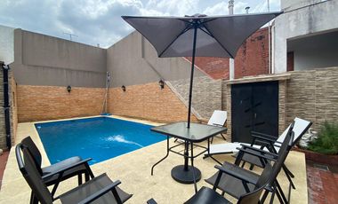 Casa de 4 ambientes en lote propio en Ramos Mejia