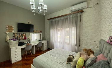 Casa de 4 ambientes en lote propio en Ramos Mejia