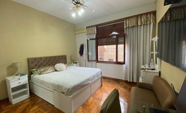 Casa de 4 ambientes en lote propio en Ramos Mejia