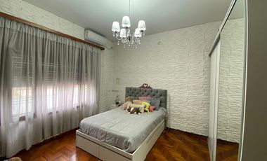 Casa de 4 ambientes en lote propio en Ramos Mejia