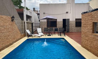 Casa de 4 ambientes en lote propio en Ramos Mejia