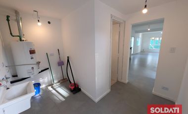Venta casa en Bella Vista - reciclada a nuevo, a estrenar!