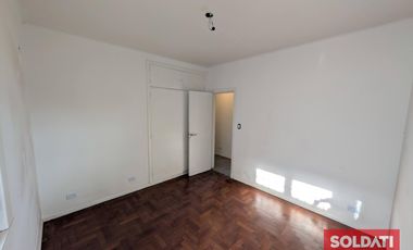 Venta casa en Bella Vista - reciclada a nuevo, a estrenar!