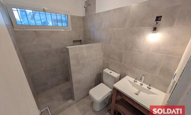Venta casa en Bella Vista - reciclada a nuevo, a estrenar!
