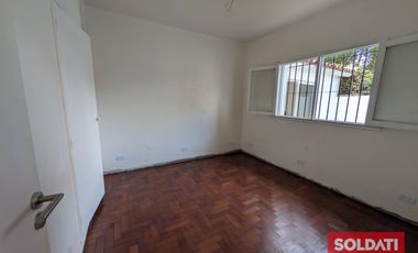 Venta casa en Bella Vista - reciclada a nuevo, a estrenar!