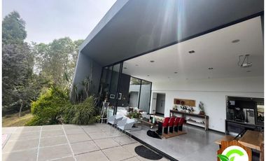 Arriendo casa campestre de 3 alcobas en El Escobero