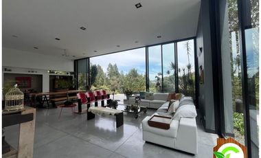 Arriendo casa campestre de 3 alcobas en El Escobero