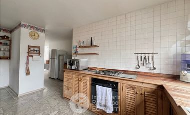 Casa Comercial en Arriendo, barrio Guayacanes, Manizales