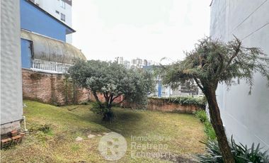 Casa Comercial en Arriendo, barrio Guayacanes, Manizales
