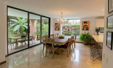 Venta casa envigado a cerca del poblado 2 niveles remodelada luxury