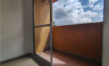 Se Arrienda Apartamento en Ciudad Jardín Heliconia, la Estrella