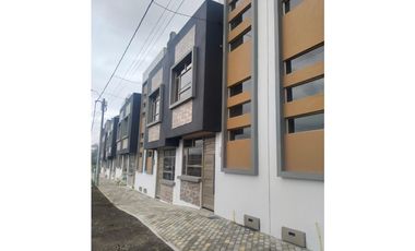 SE ARRIENDA CASA PARA ESTRENAR BARRIO MONSERRATE