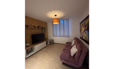 APARTAMENTO EN EL ESMERALDAL