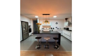 APARTAMENTO EN EL ESMERALDAL