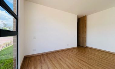 ARRIENDO CASA DE UN PISO, CAJICA