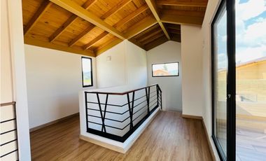 ARRIENDO CASA DE UN PISO, CAJICA