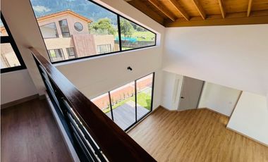 ARRIENDO CASA DE UN PISO, CAJICA