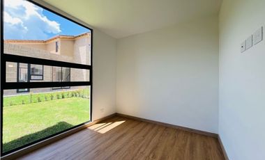 ARRIENDO CASA DE UN PISO, CAJICA