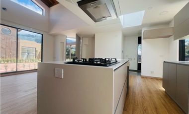 ARRIENDO CASA DE UN PISO, CAJICA