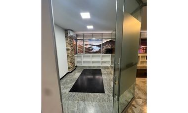 Vendo oficina en el poblado