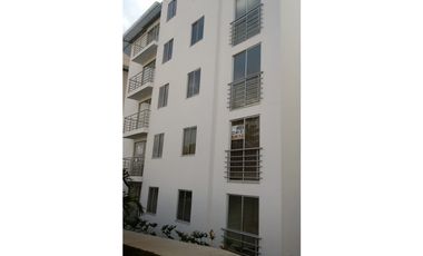VENDO APARTAMENTO SECTOR UNICENTRO PEREIRA