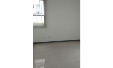VENDO APARTAMENTO SECTOR UNICENTRO PEREIRA