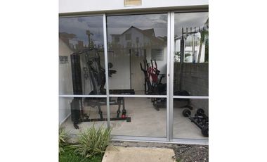 VENDO APARTAMENTO SECTOR UNICENTRO PEREIRA