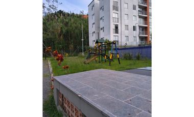 VENDO APARTAMENTO SECTOR UNICENTRO PEREIRA