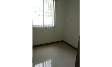 VENDO APARTAMENTO SECTOR UNICENTRO PEREIRA