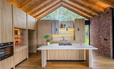 Casa Campestre para Estrenar en Parcelación El Retiro