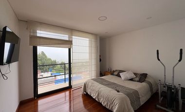 SE VENDE CASA MODERNA EN ZIPACÓN - ÁREA 236 m2
