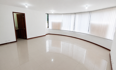 Oficina Renta Pinares Pereira