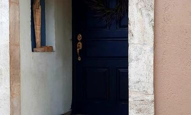 Casa en renta con uso de suelo mixto