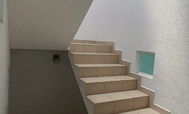 DEPARTAMENTO/PENTHOUSE EN RENTA EN TOLUCA DE 3 RECAMARAS CERCA DE PAEQUE SIERRA MORELOS