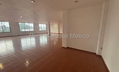 Bodega comercial en renta en Ecatepec de Morelos, Edo. de México 26-2715 FM
