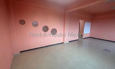 Bodega comercial en renta en Ecatepec de Morelos, Edo. de México 26-2716 FM