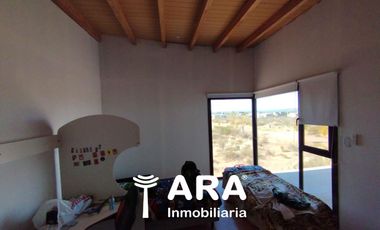 Casa con 2 dormitorios en Chocón Medio. Barrio cerrado