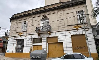 Local en esquina Lanus Este