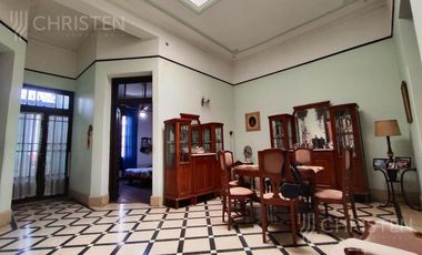 Casa en venta en barrio sur.
