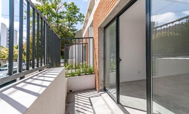 Departamento 2 ambientes al frente estrenar con patio