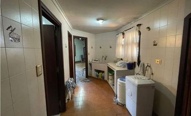 Casa estilo colonial en venta - Divino Rostro