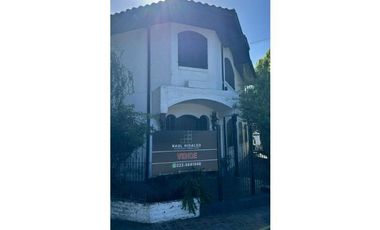 Casa estilo colonial en venta - Divino Rostro