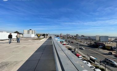 Oficina en Alquiler en Diva de Gama - Hermosa vista - 200 m2