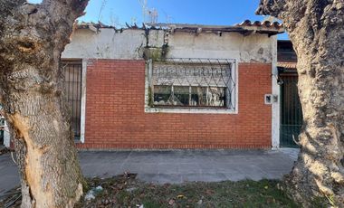 Lote en Venta en Olivos Lote propio de 10x28 Apto dúplex (3 unidades) Fot 1 Fos 0.6 Zonificación R2