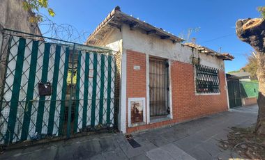 Lote en Venta en Olivos Lote propio de 10x28 Apto dúplex (3 unidades) Fot 1 Fos 0.6 Zonificación R2