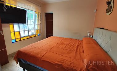 Casa en venta de 3 habitaciones cochera patio y pileta en barrio Sargento Cabral